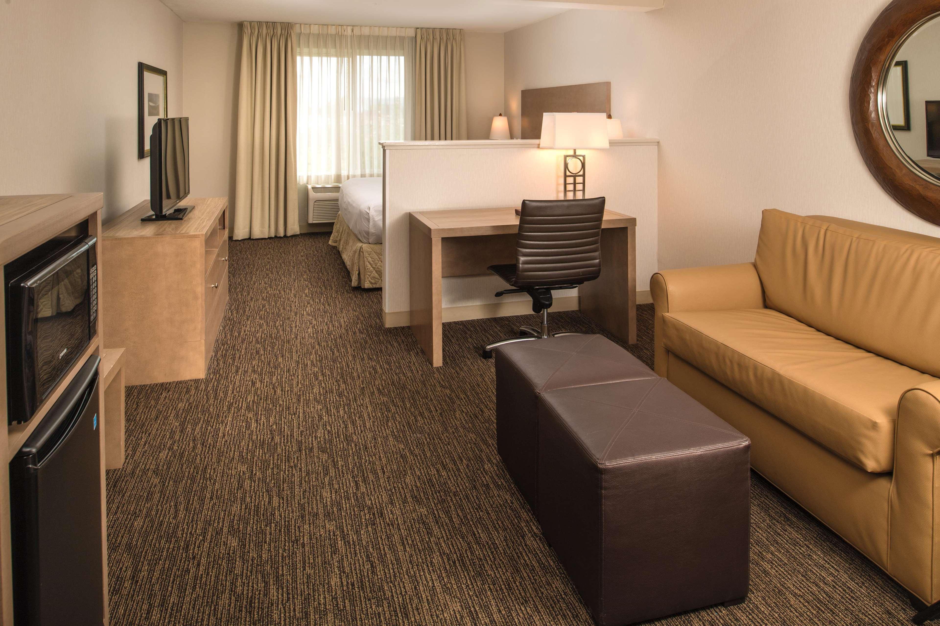 Hotel Doubletree By Hilton North Salem Exterior foto