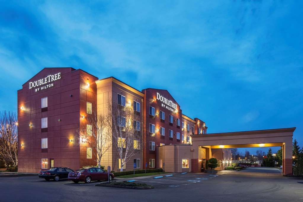 Hotel Doubletree By Hilton North Salem Exterior foto